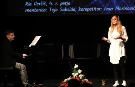 KONCERT ABSOLVENTOV GLASBENE ŠOLE 16 FOTO LJUBO VUKELIČ